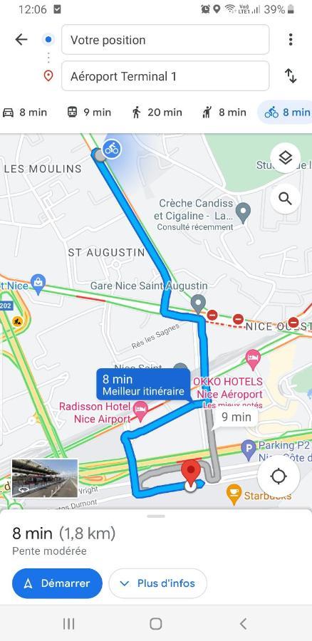 Renove 2023 Proche Aeroport 5min, Gare Sncf 2 Min, Tramway Au Pied De L'immeuble , Parking Possible, Renovated 2023 Near The Airport 5 Min, Train Station 2 Min, Tram Next To The Building 1 Min, Parking Possible