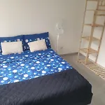 Appartements Renove 2023 Proche Aeroport 5Min, Gare Sncf 2 Min, Tramway Au Pied De L\'Immeuble , Parking Possible, Renovated Apartments 2023 Near The Airport 5 Min, Train Station 2 Min, Tram Next To The Building 1 Min, Parking Possible