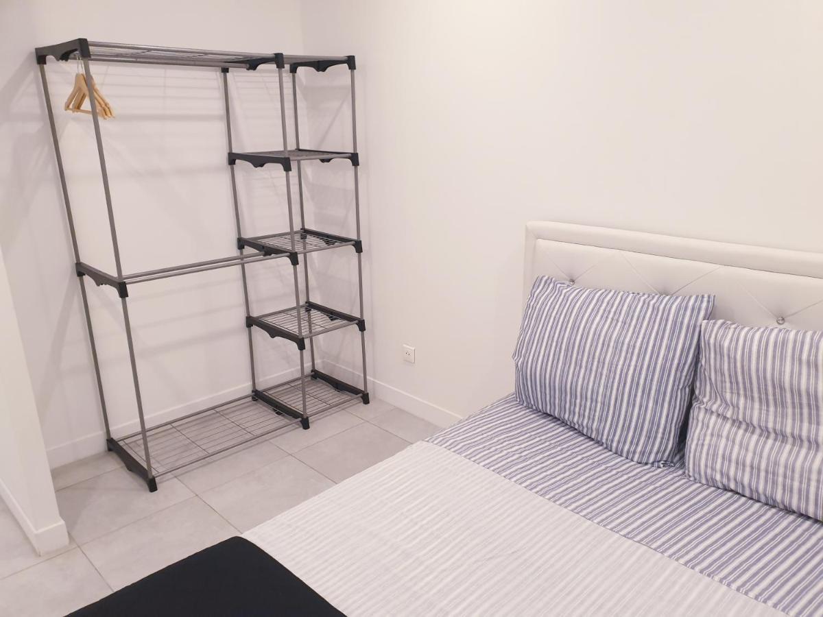 Renove 2023 Proche Aeroport 5min, Gare Sncf 2 Min, Tramway Au Pied De L'immeuble , Parking Possible, Renovated 2023 Near The Airport 5 Min, Train Station 2 Min, Tram Next To The Building 1 Min, Parking Possible Appartamento